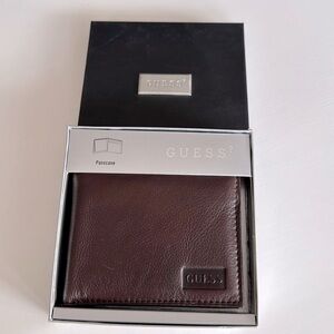 Guess USA Men’s Genuine Leather Dark Brown Passcase Wallet, New with Box, 90’s